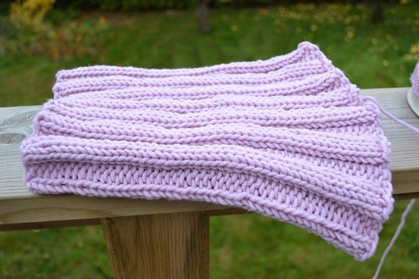 Stickad cowl